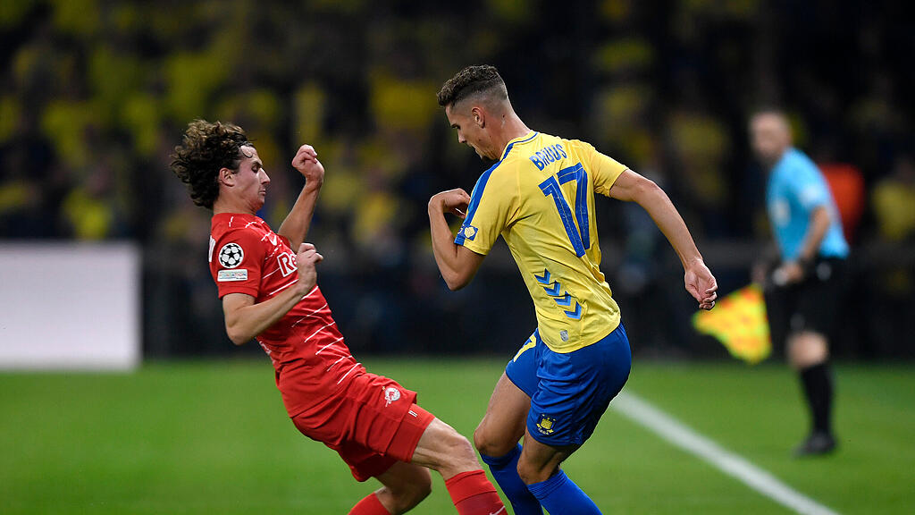 Bröndby_Red_Bull_Salzburg_Aaronson