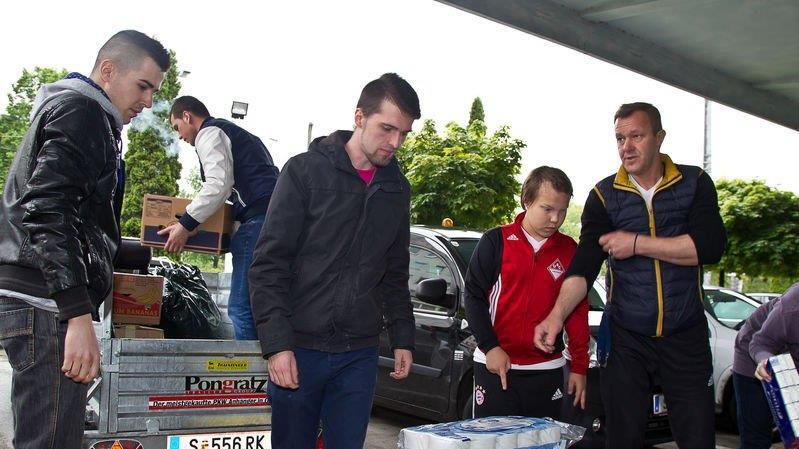 Salzburger sammeln Spenden für Flutopfer