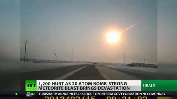 Viele russische Autofahrer konnten den Meteoriten über Tscheljabinsk filmen.