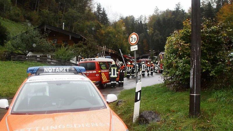 Lkw kracht in Haus