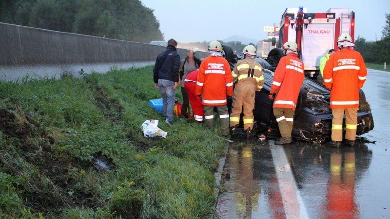 Pkw-Überschlag auf A1