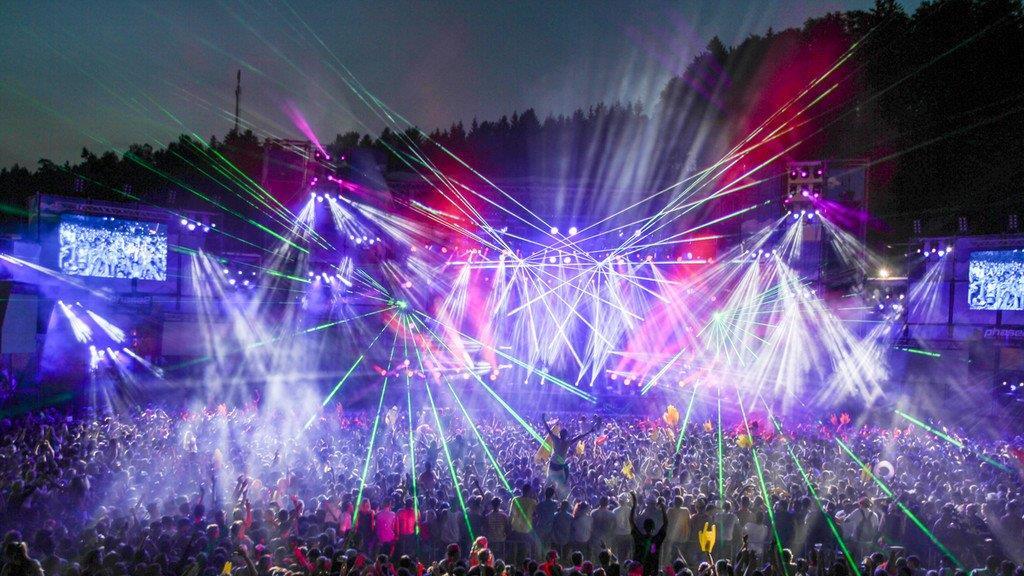 Electric Love: Opening