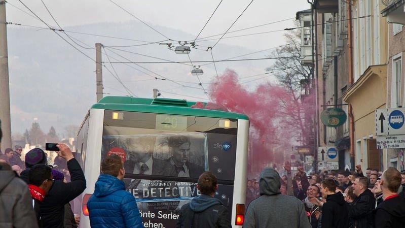 Ajax-Fans in Salzburg, II