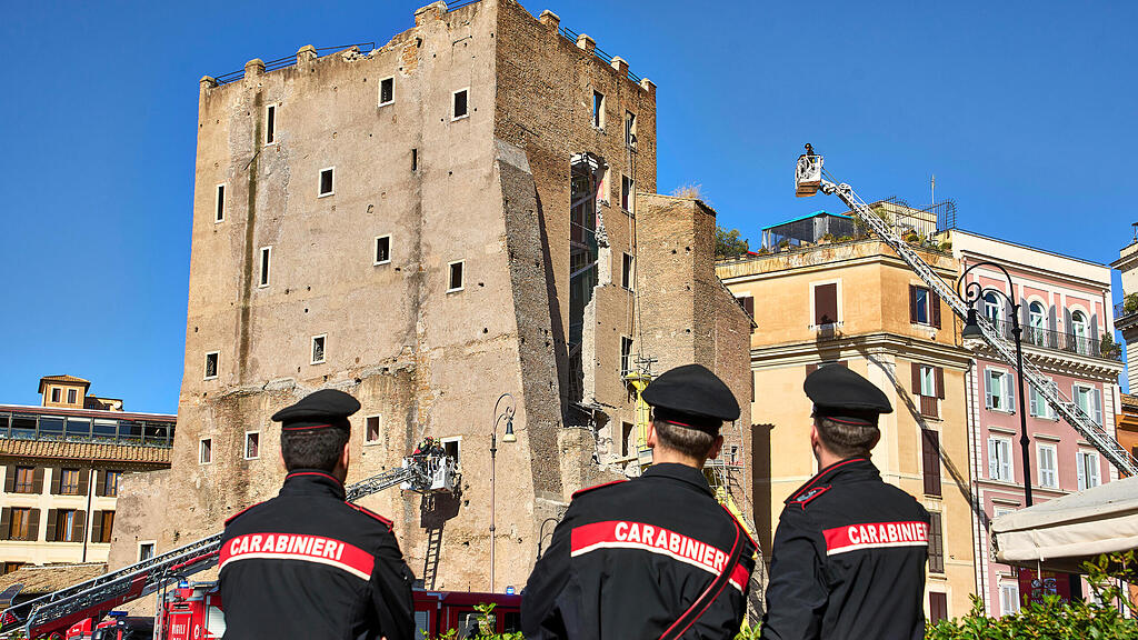 Arbeiter stirbt bei Einsturz von Mittelalter-Turm in Rom