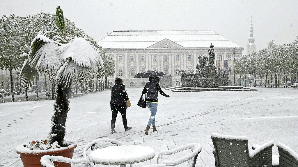 Schneefäll ein Kärnten.