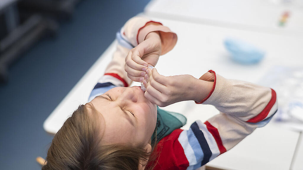 Die Probleme bei den Schul-PCR-Tests werden weniger.