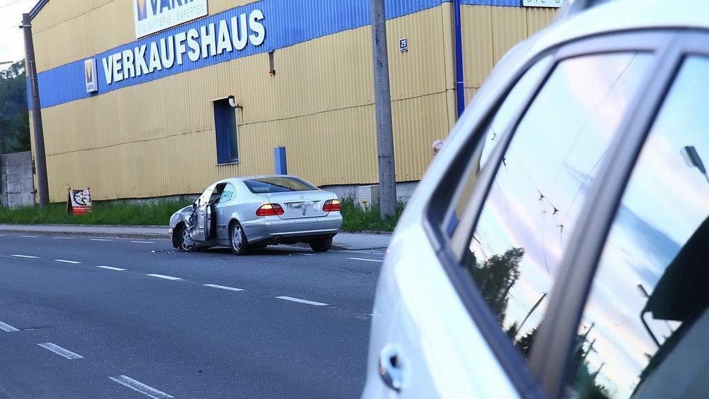 Crash in der Aignerstarße