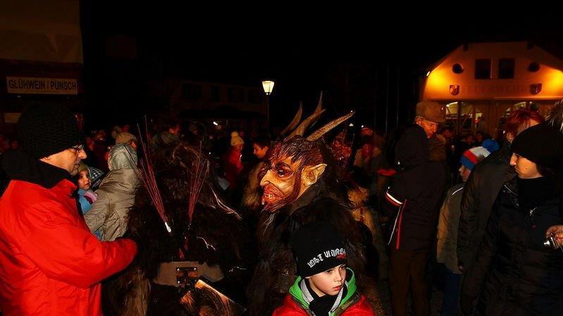 Krampusse in Niederalm