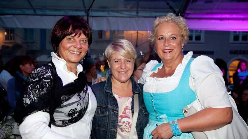 Bilder der Modenschau, Teil 2