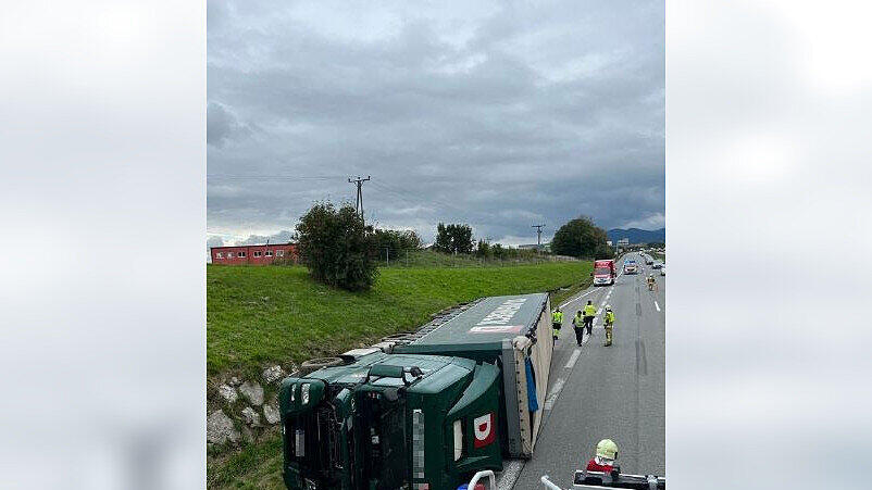 Lkw-Unfall Eugendorf A1