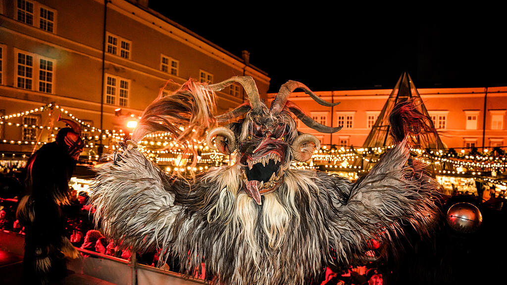 Der Krampuslauf am Christkindlmarkt