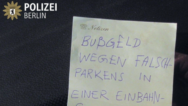 Auch Polizisten dürfen nicht parken wo sie wollen, findet Meggie.