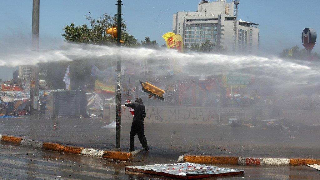 Türkei: Polizei räumt Istanbuler Taksim-Platz