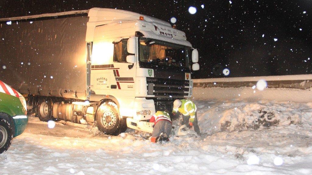 Sattelschlepper-Unfall auf A10