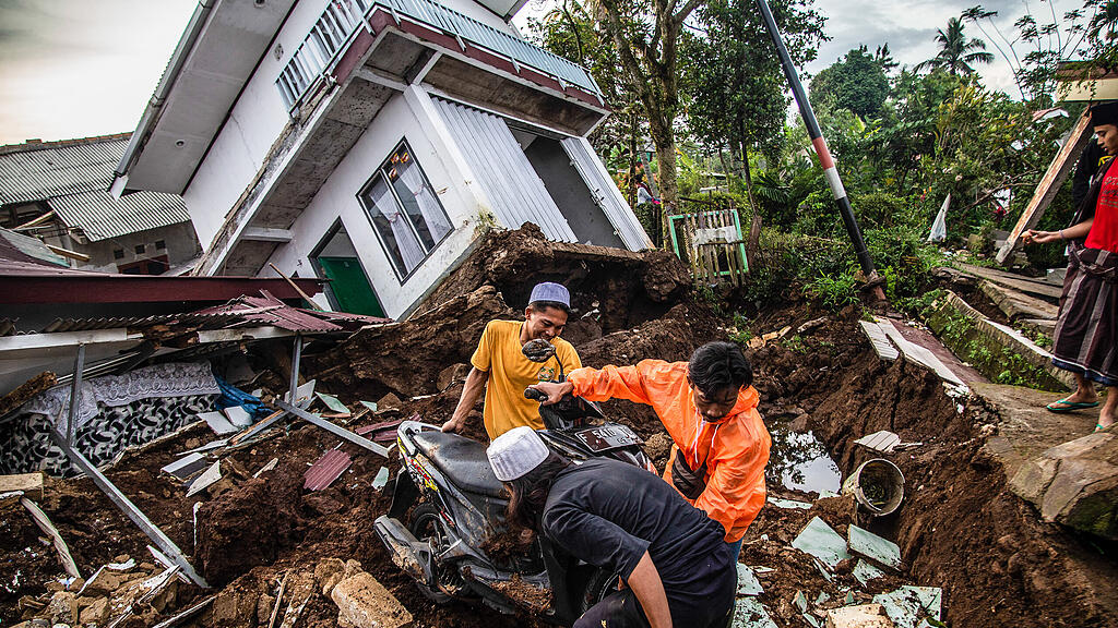 Erdbeben Indonesien