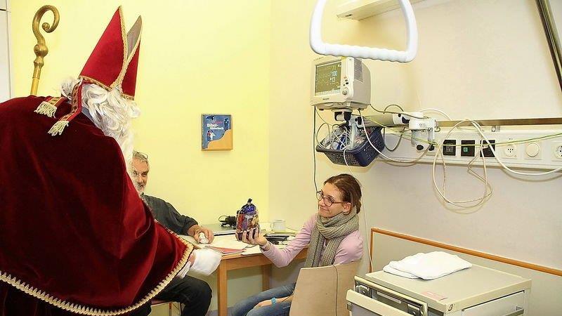 Nikolo im LKH Salzburg