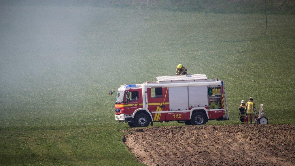 Buschbrände entlang der Zuggleise in Bayern