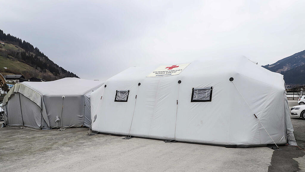 Coronavirus, Drive-In, Rotes Kreuz, Zell am See