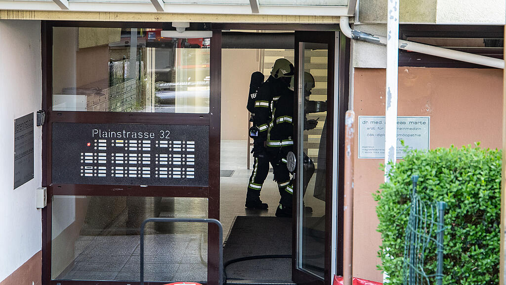 Kellerbrand, Plainstraße, Feuerwehr