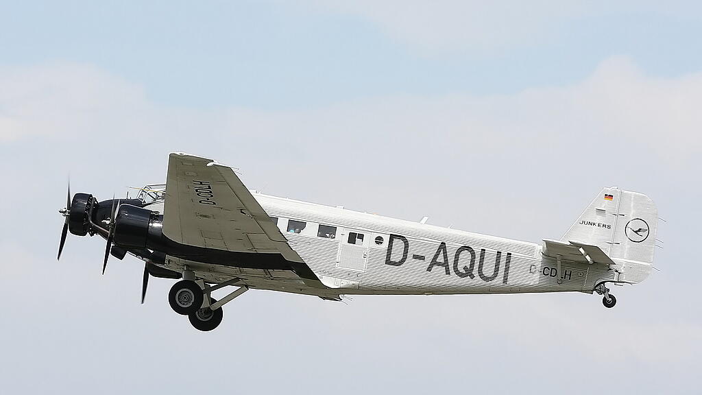 Oldtimer-Flugzeug "Tante Ju" in Salzburg