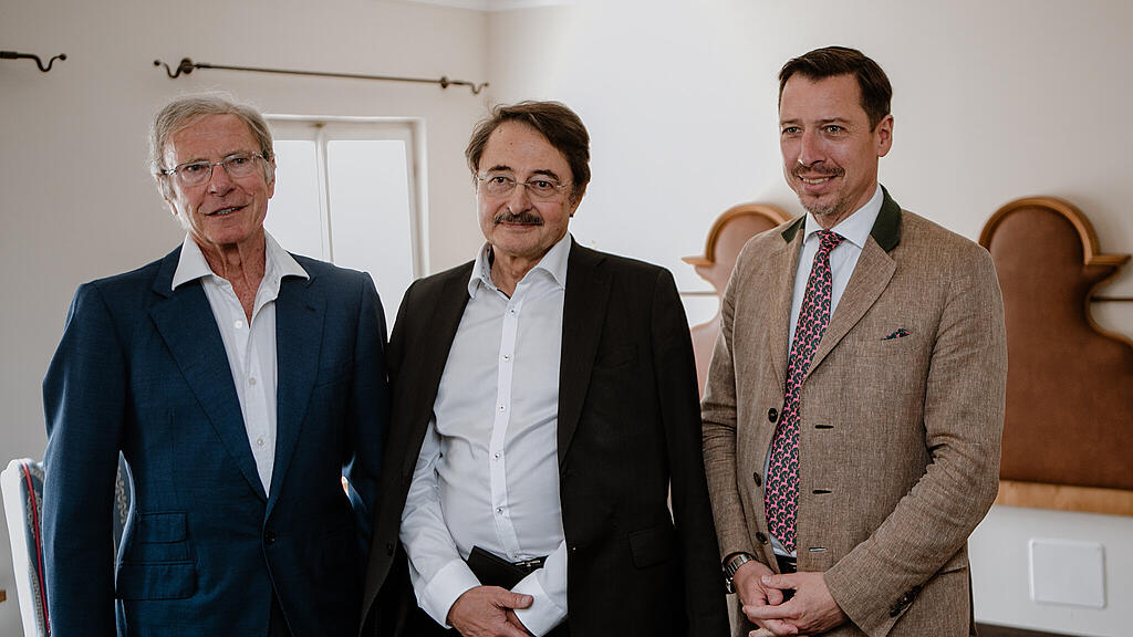 Wiederer\u00f6ffnung des Goldenen Hirschen steht nach Modernisierung bevor