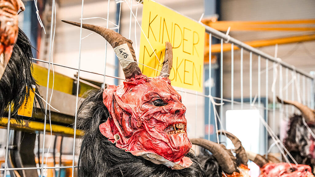 Der Krampus Flohmarkt in Seekirchen
