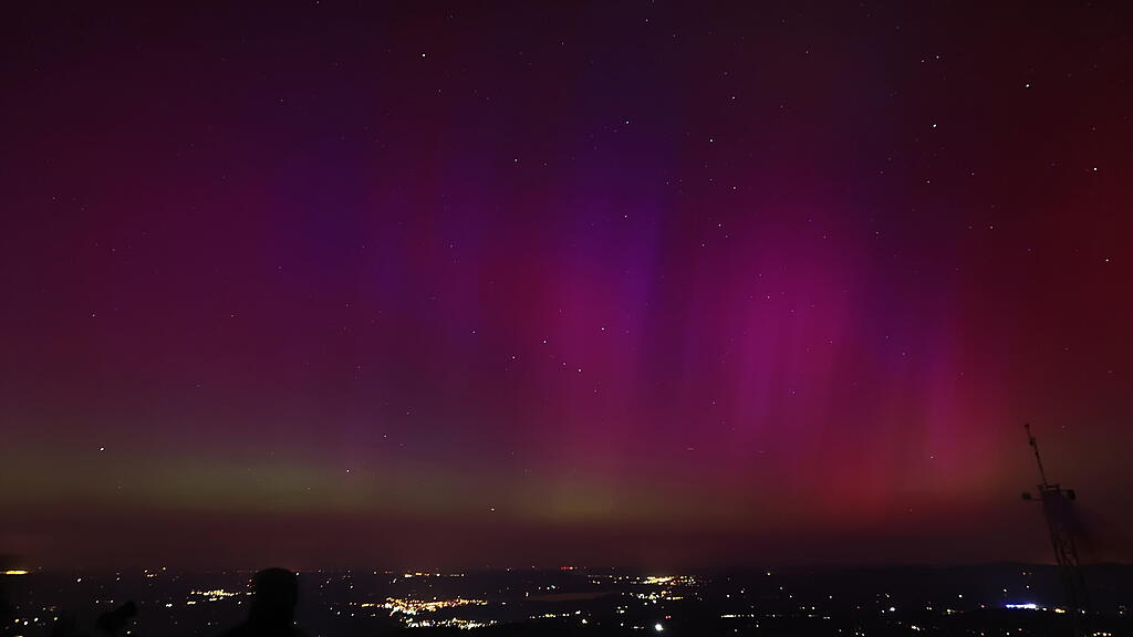 Polarlichter \u00fcber Salzburg
