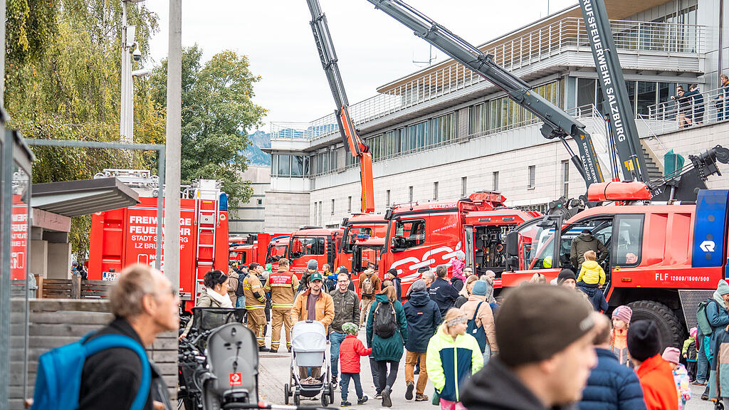 Tag der Offenen Tür bei der Berufsfeuerwehr Salzburg