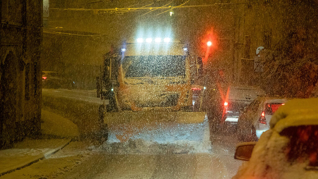 Schnee in Salzburg Stadt sorgt für Unfälle und Staus