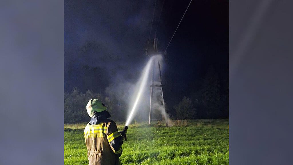 Brand Strommast St. Martin