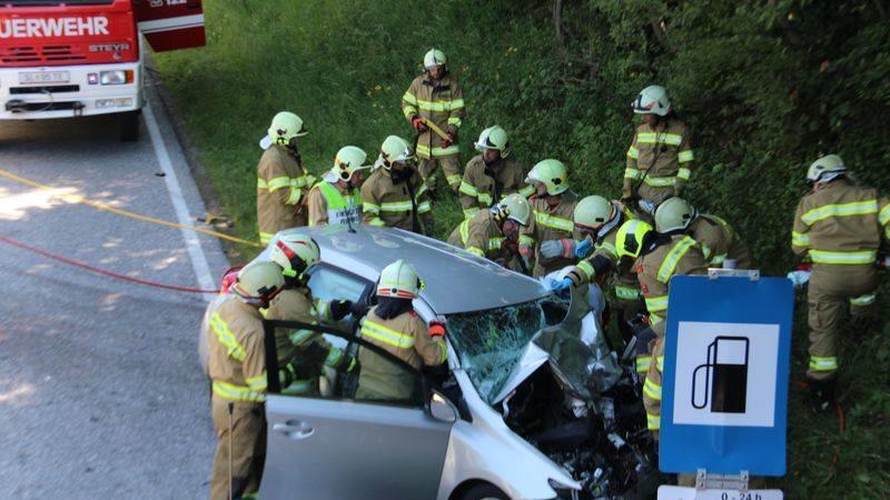 Schwerer Crash in Hof