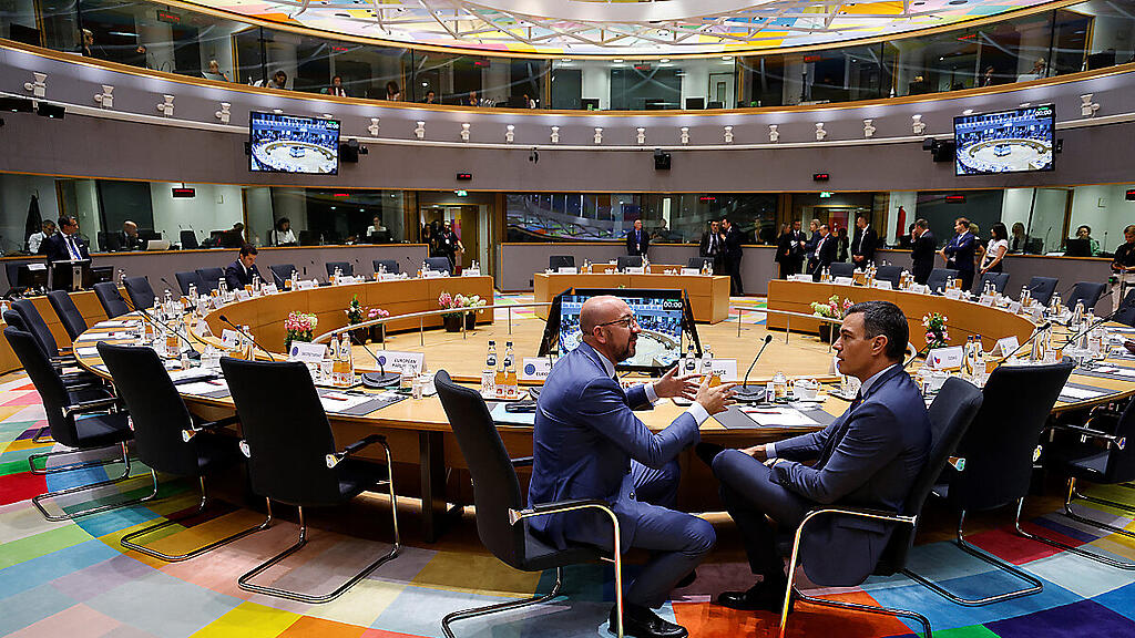 Historischer EU-Gipfel für Ukraine und Moldau