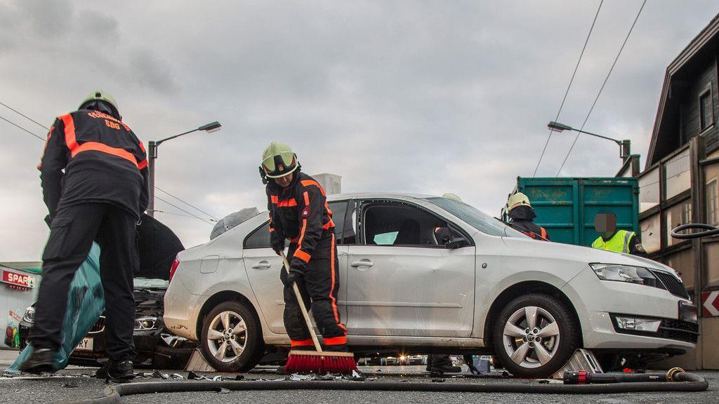 Autoüberschlag auf Innsbrucker Bundesstraße