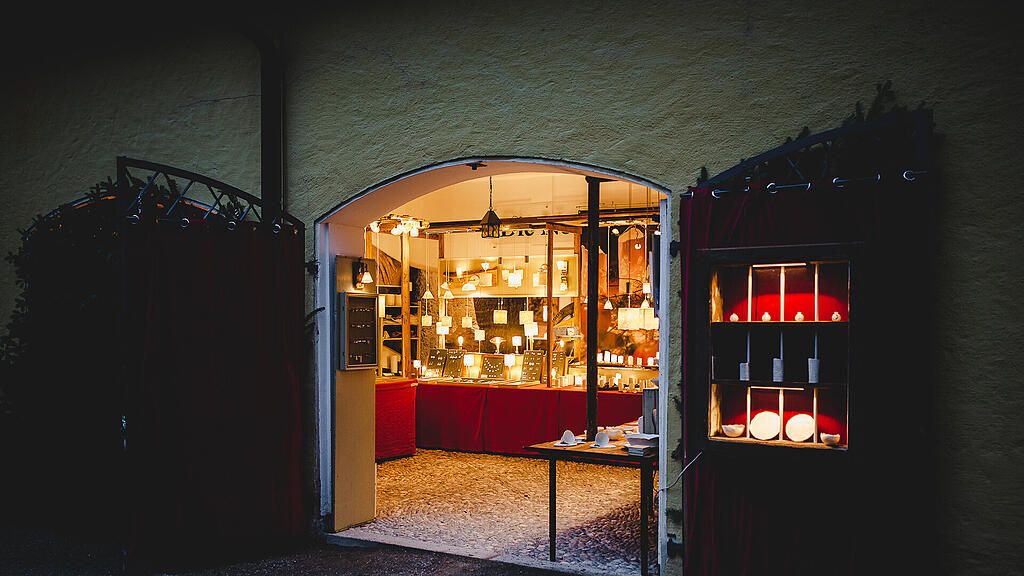 Er\u00f6ffnung Hellbrunner Adventzauber 2022