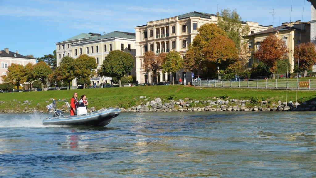 Übung der Wasserrettung, II