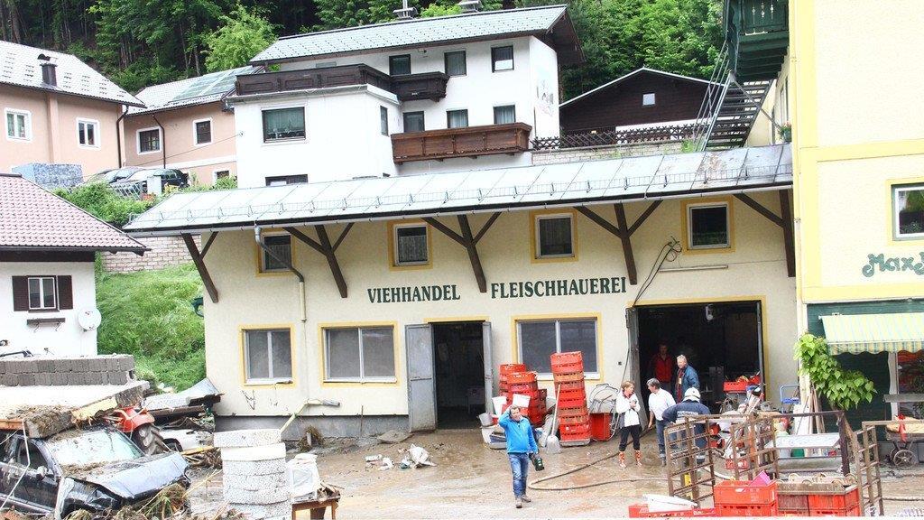 Verwüstung in Hüttau