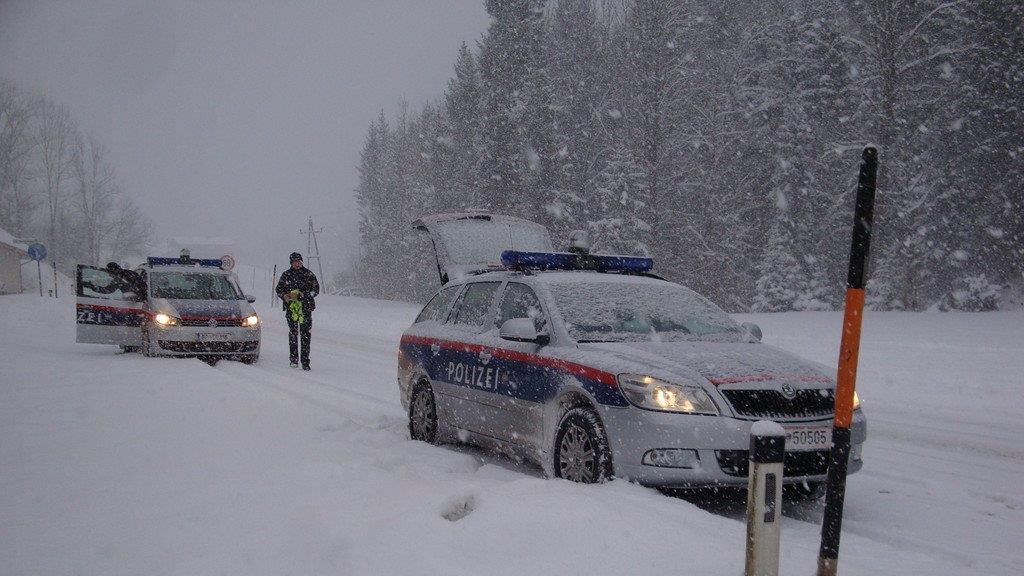Schnee: Crash in Ebenau