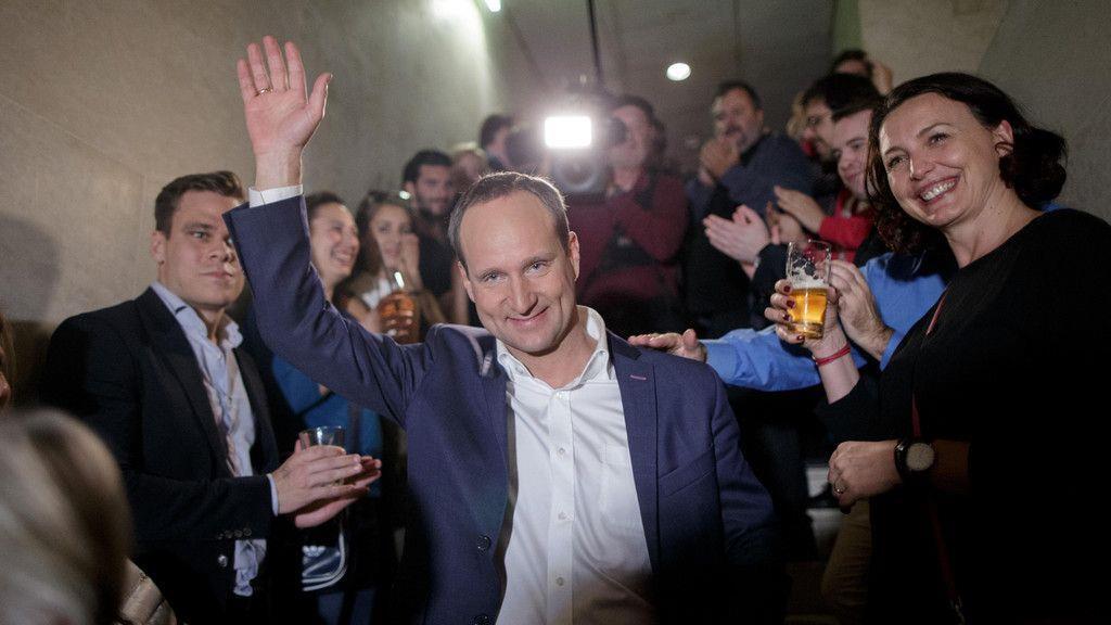 Wahlfeier Neos
