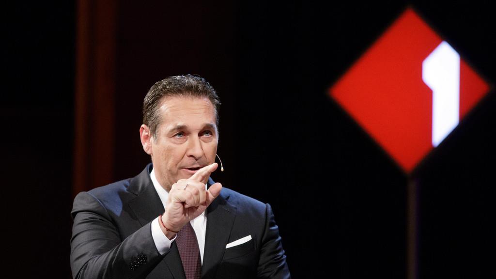 Debatte zwischen Kern und Strache