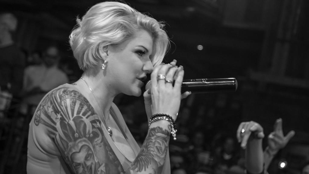 Melanie Müller, Tenne, II