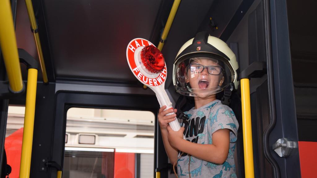Kinderträume: Matthias bei der Feuerwehr