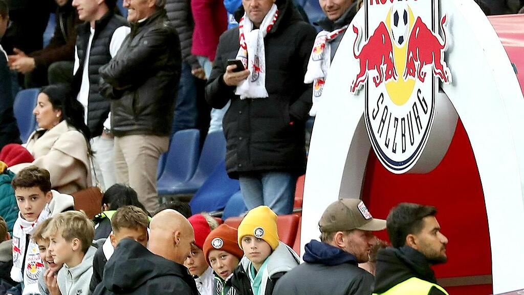 FUSSBALL: ADMIRAL BUNDESLIGA/ 10. RUNDE: RED BULL SALZBURG - SCR ALTACH