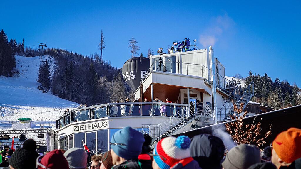 Die Stimmung beim 84. Hahnenkamm-Rennen!