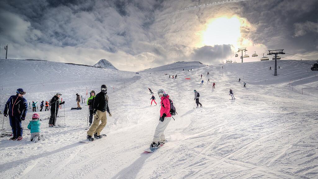 SB: Kitzsteinhorn, Kaprun, Skifahren, Snowboard,