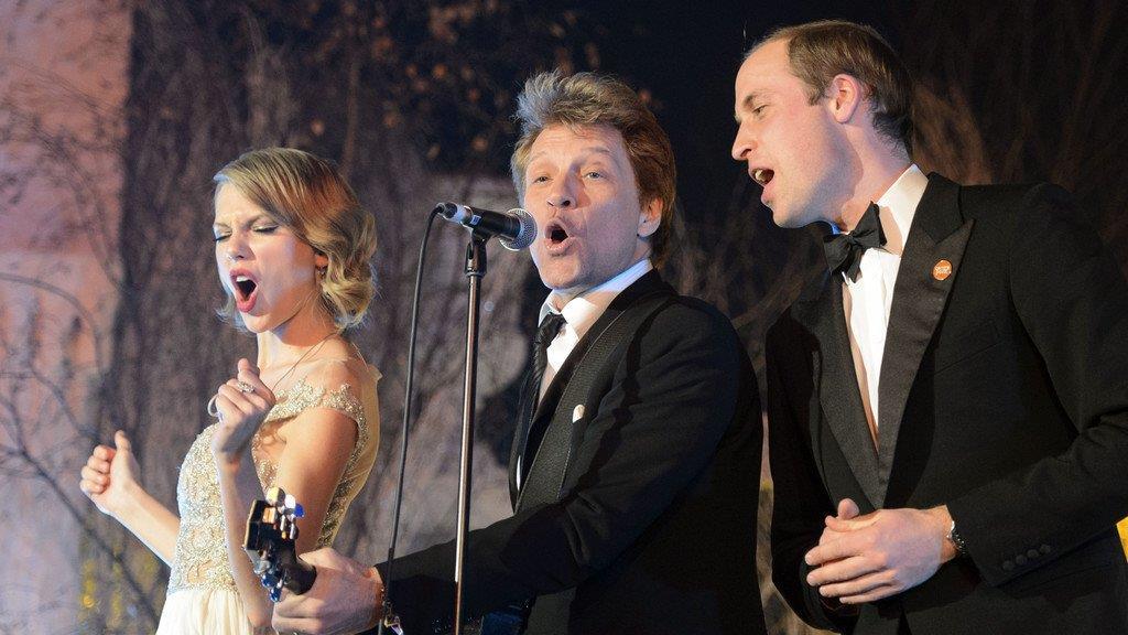 Taylor Swift, Jon Bon Jovi und Prinz William mit "Living On A Prayer"