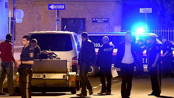 Gegen den 29-jährigen Häftling wird wegen Mordversuchs ermittelt.