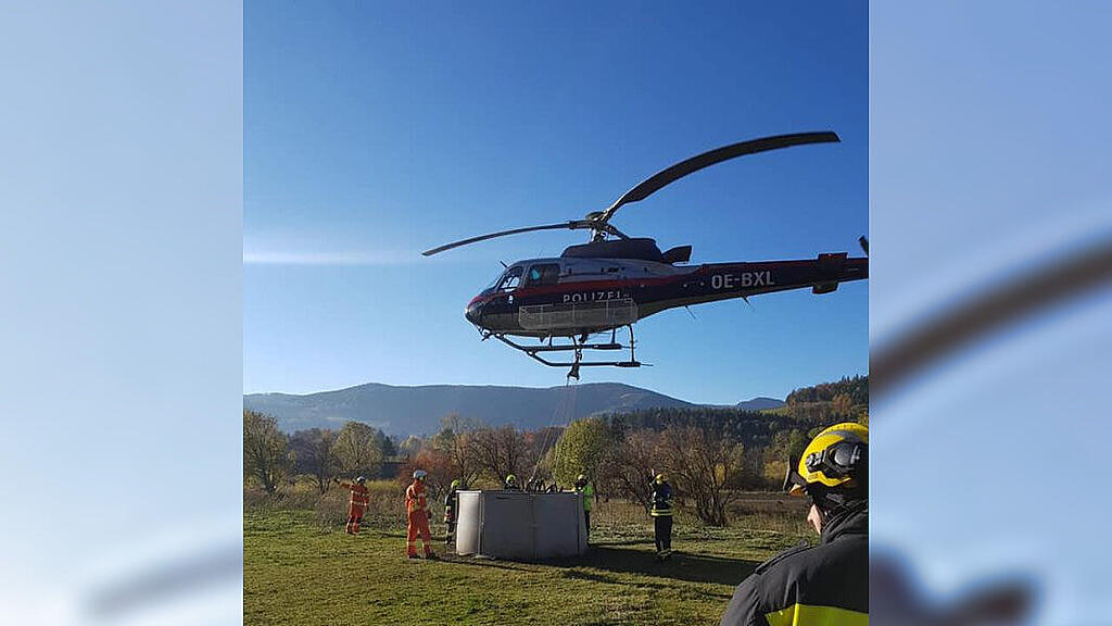 Flughelfer aus Salzburg bei Waldbrand in NÖ