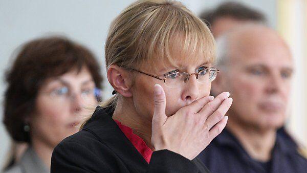 Justiz erteilte Berichtsauftrag