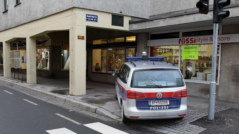 Brautmodengeschäft überfallen