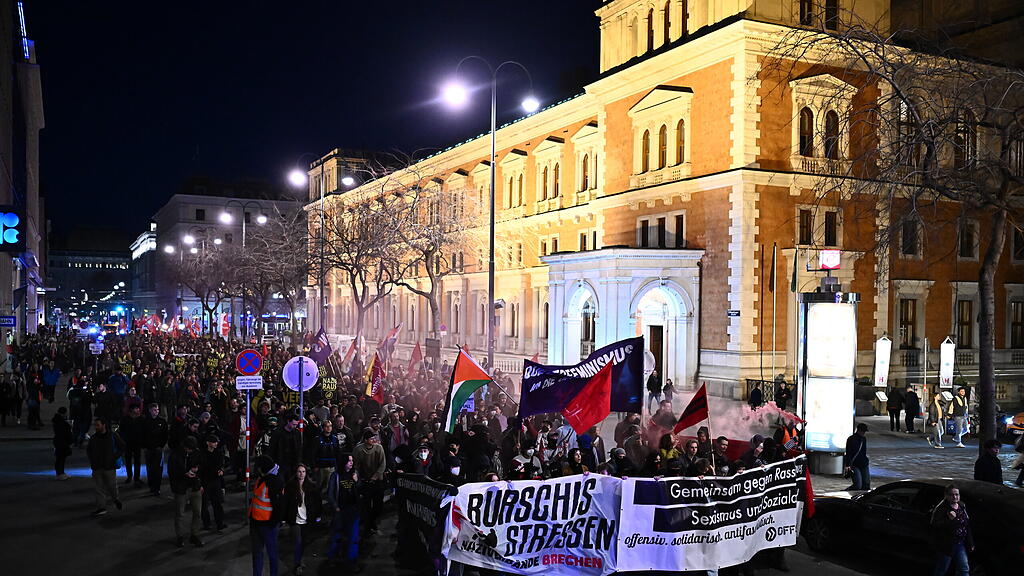 Akademikerball 2025: Demo